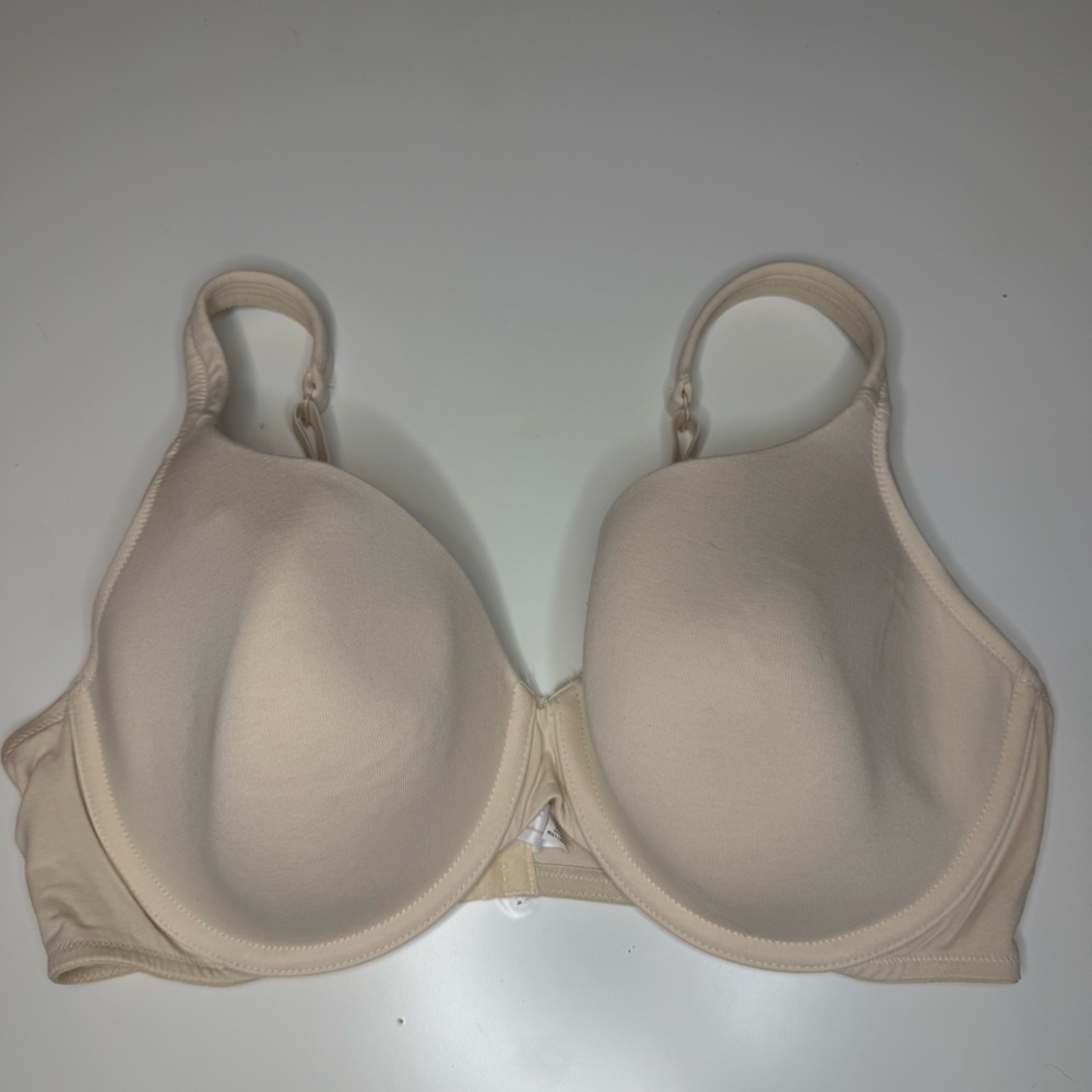 Cacique Cream Full Coverage Lightly Lined T-Shirt Bra Size 40DD GUC